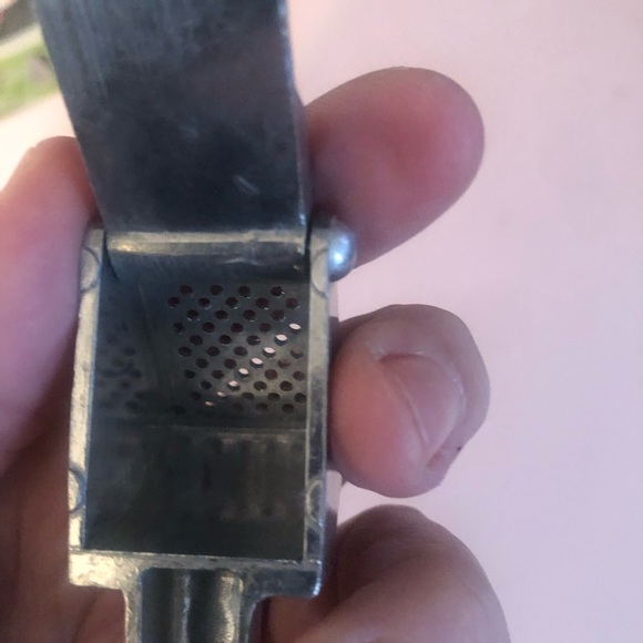 Vintage aluminum? Lightweight garlic press. Made in Japan- collectible -used - Picture 5 of 7